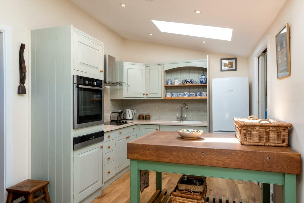 Additional image 4 of Lower End, Alveston, Stratford-upon-Avon