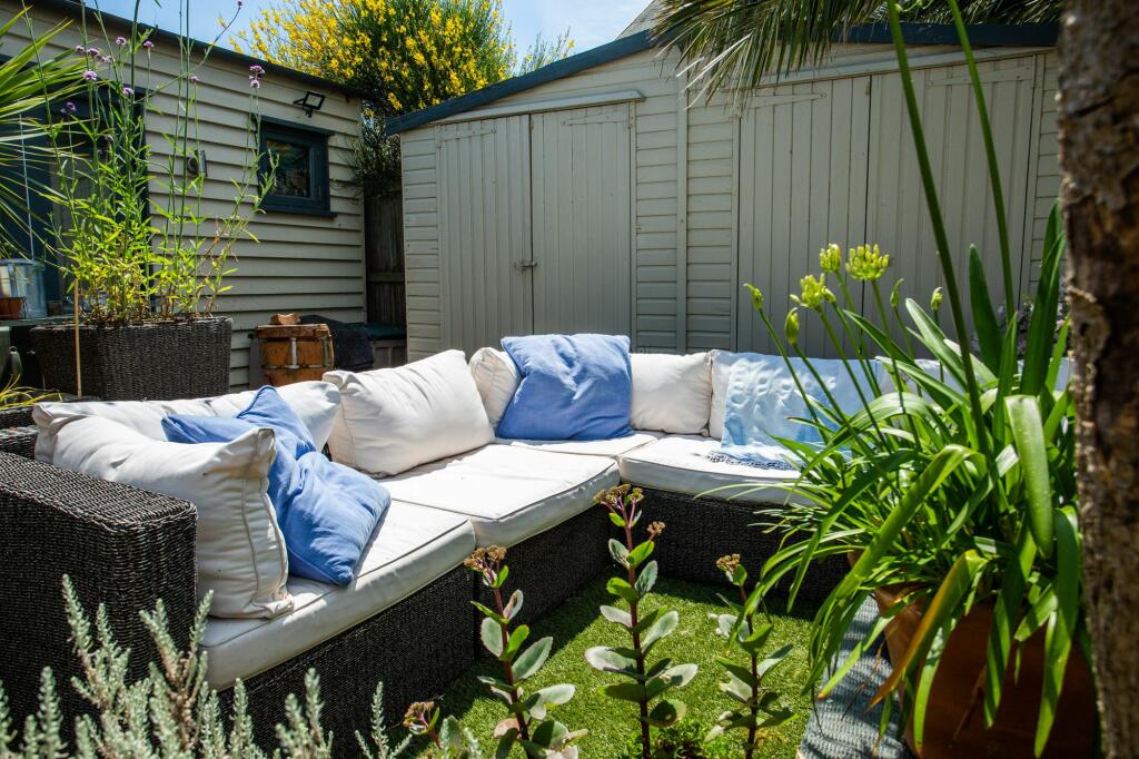 Additional image 13 of Island Wall, Whitstable, CT5