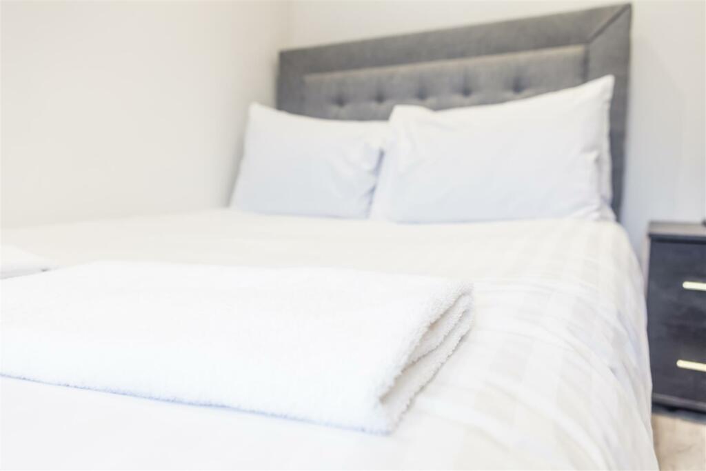 Additional image 38 of Musgrave Gardens, Durham