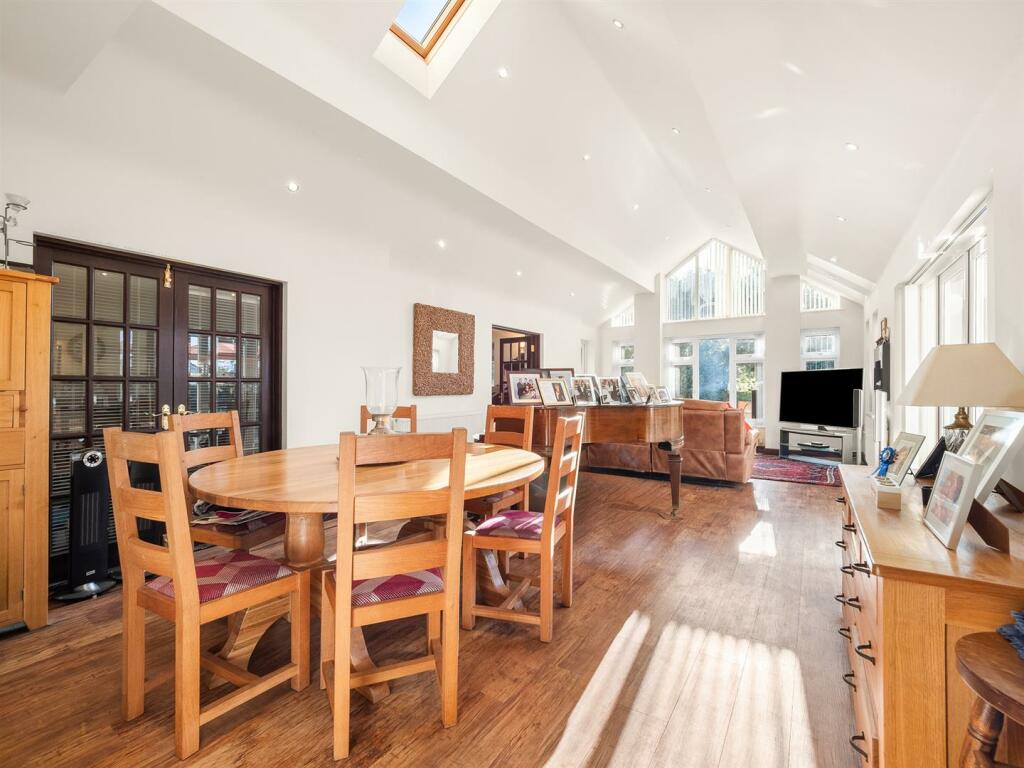 Additional image 32 of Bishopton Lane, Stratford-Upon-Avon