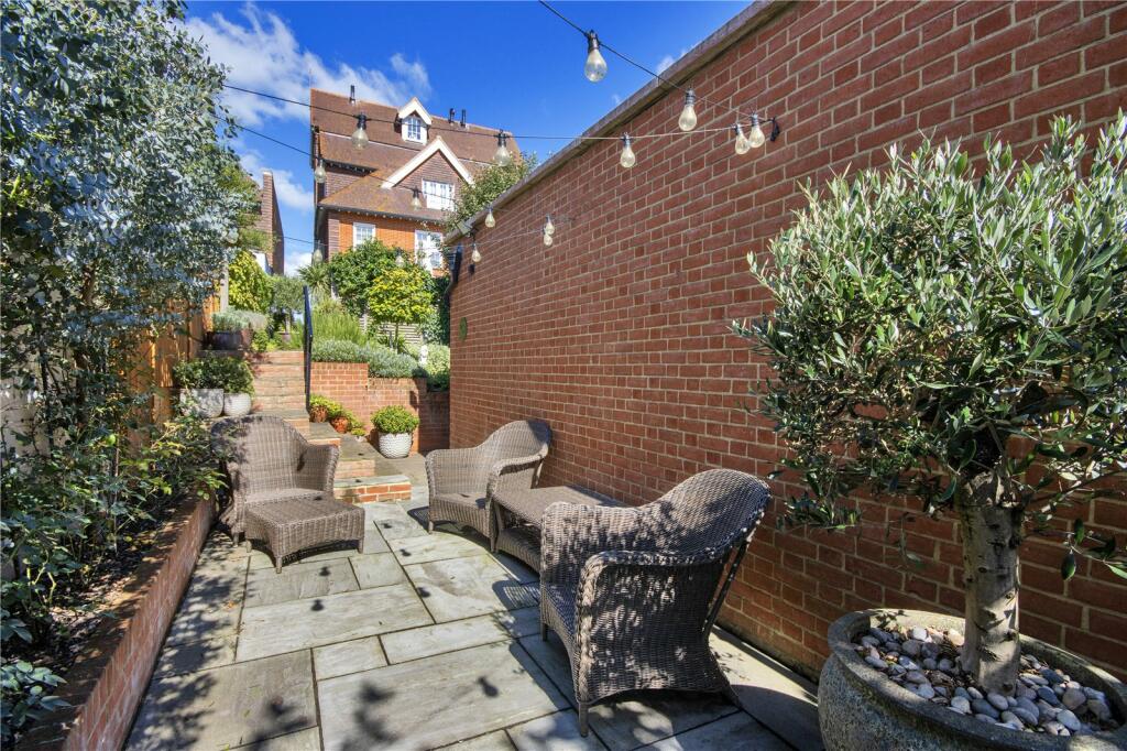 Additional image 6 of Marine Parade, Whitstable, Kent, CT5