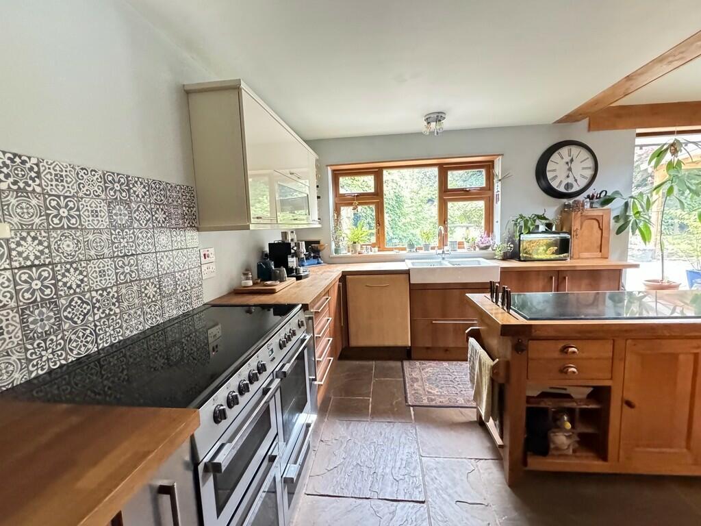 Additional image 12 of Leek Wootton