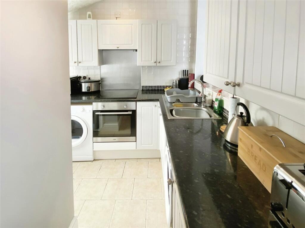 Additional image 4 of Glenfield Avenue, Nuneaton, Warwickshire, CV10