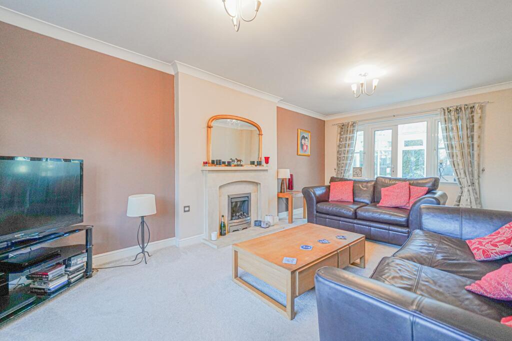 Additional image 4 of Grovefield Crescent, Balsall Common, CV7