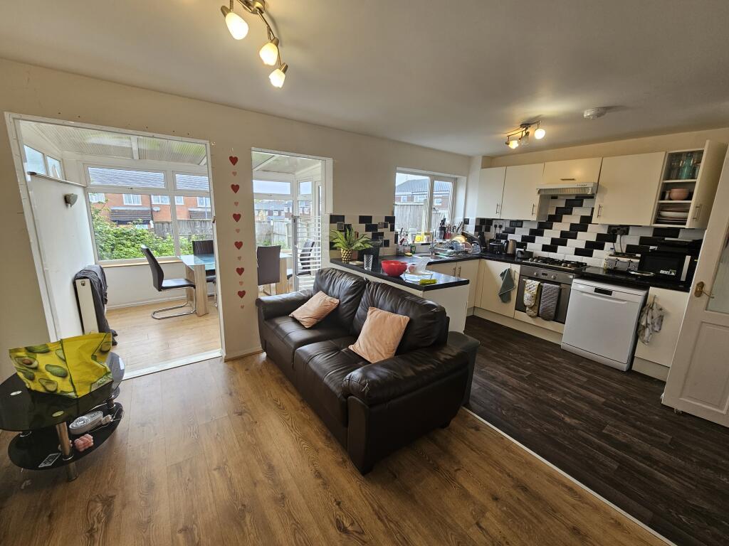 Additional image 2 of 35 Buckley Road, Leamington Spa