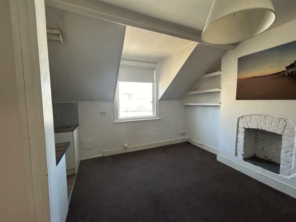 Additional image 3 of High Street, Herne Bay