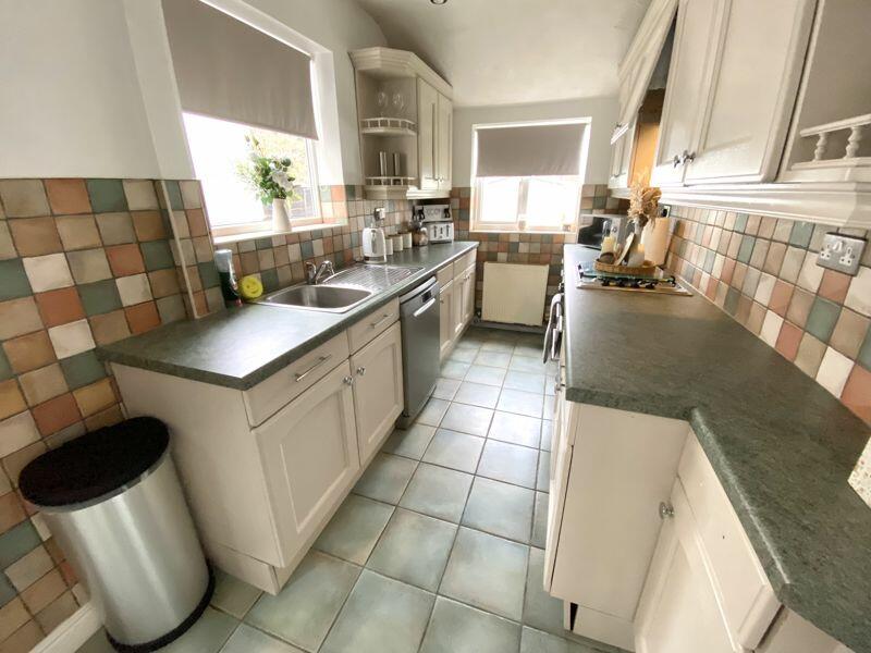 Additional image 6 of Oakdene Crescent, Weddington, Nuneaton