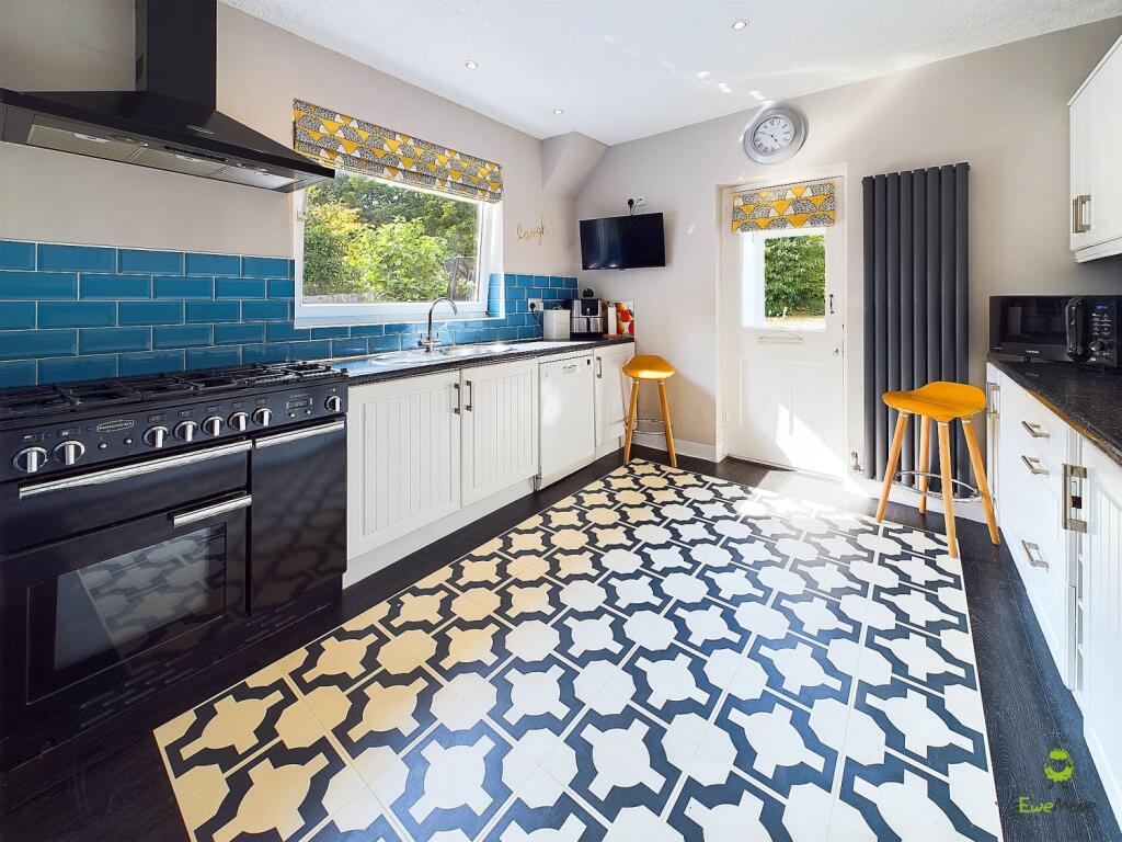 Additional image 3 of Oaklands Close, Bexleyheath, Kent, DA6