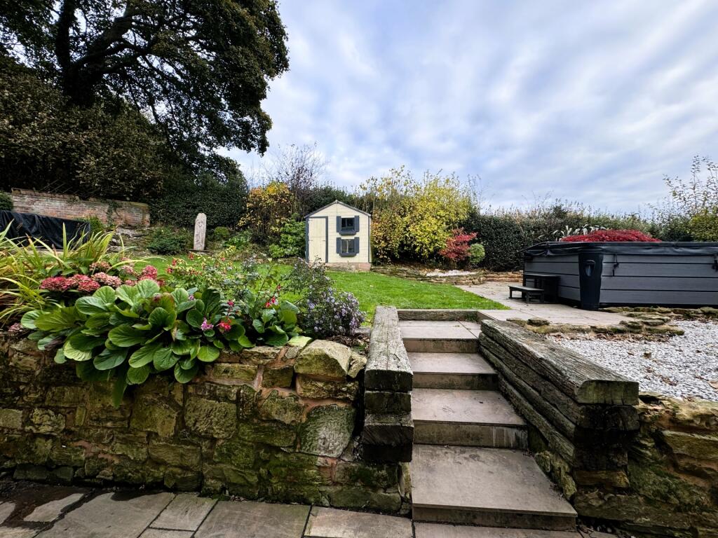 Additional image 24 of Church Hill, Old Blackwell, DE55