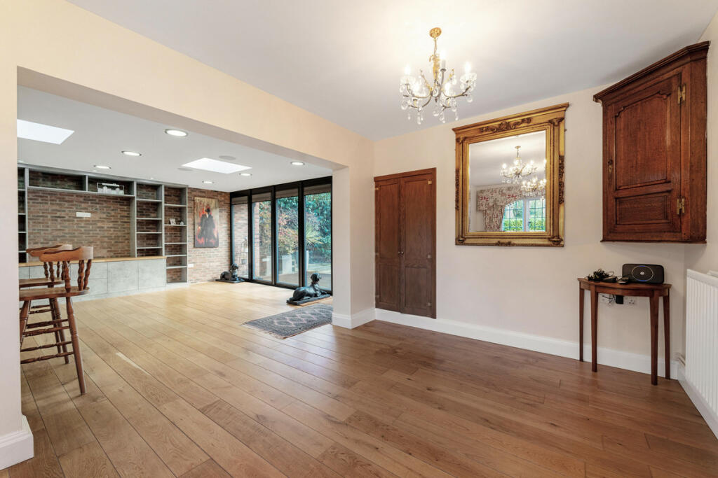 Additional image 12 of Rugby Road, Rugby, Dunchurch CV22 6PL