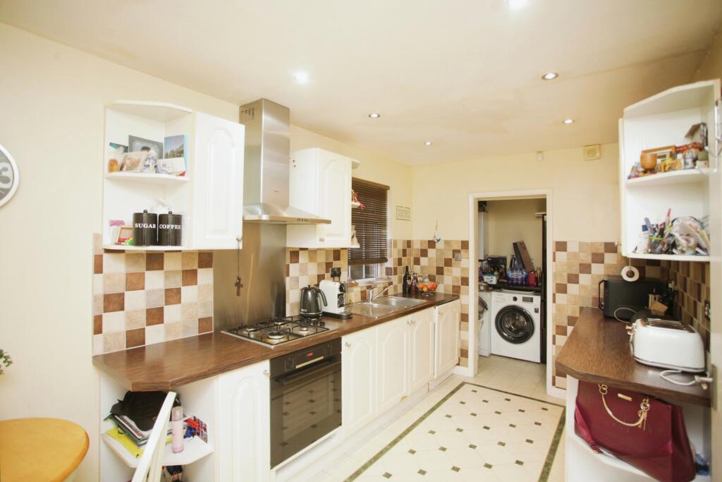 Additional image 4 of Pallett Drive, Nuneaton, Warwickshire, CV11