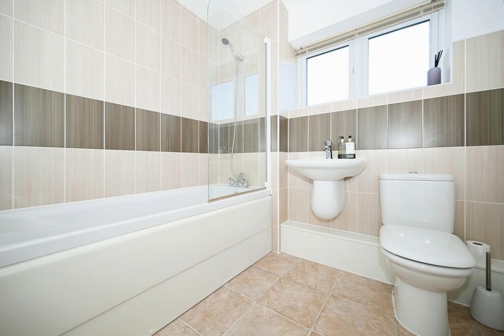 Additional image 11 of Old Farm Close, Cawston, Rugby