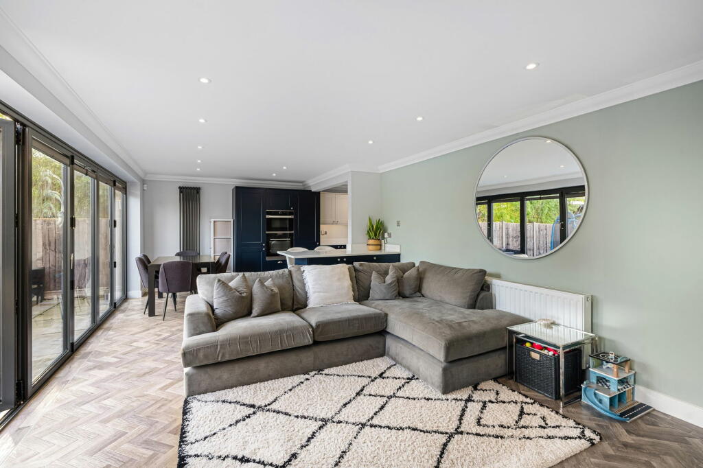 Additional image 7 of The Sandpipers, Gravesend, DA12 5QB