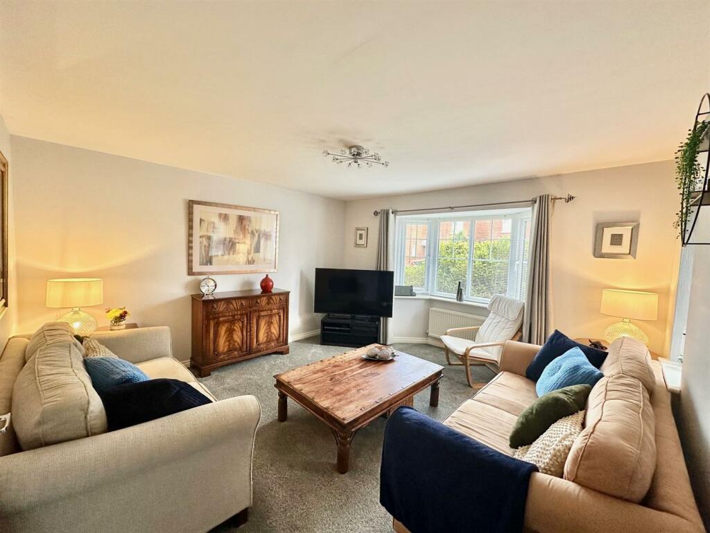 Additional image 4 of Oaks Close, Aston, Cheshire