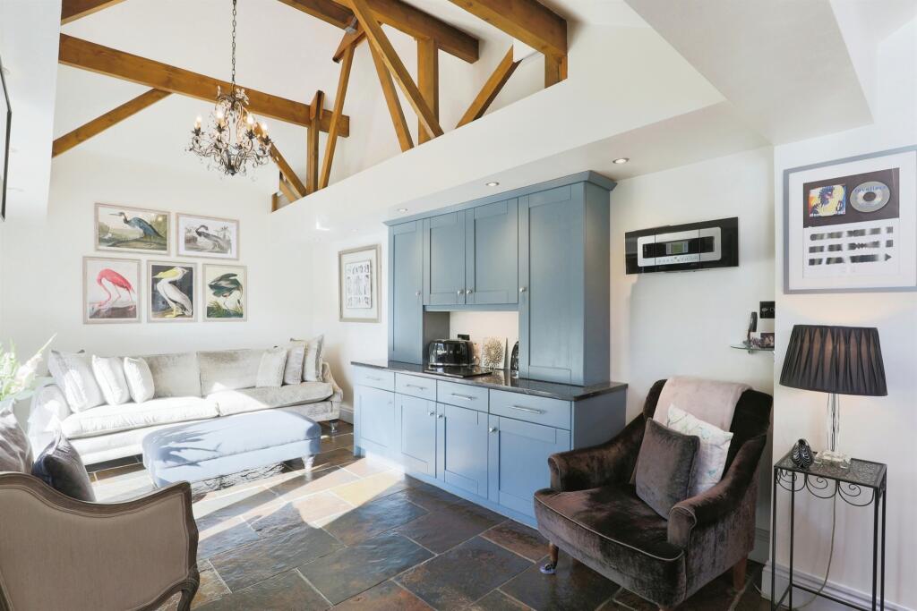 Additional image 3 of Church Street, Wellesbourne, Warwick