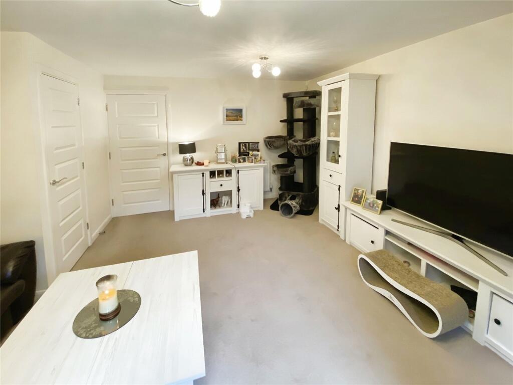 Additional image 16 of Blue Brick Lane, Nuneaton, Warwickshire, CV10