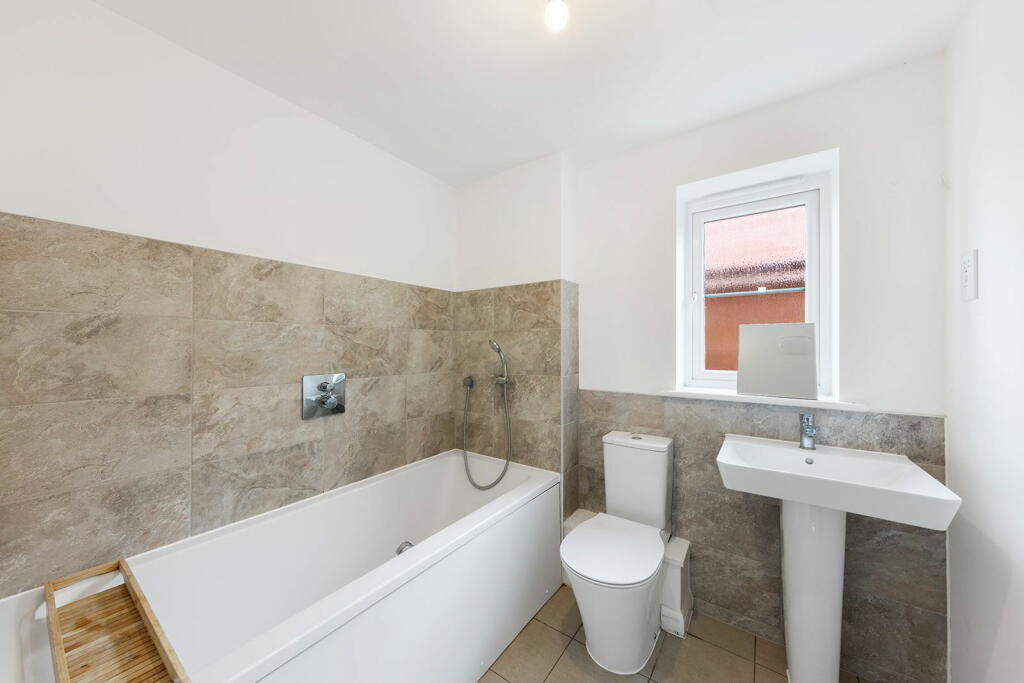 Additional image 26 of Broadacre View DA11