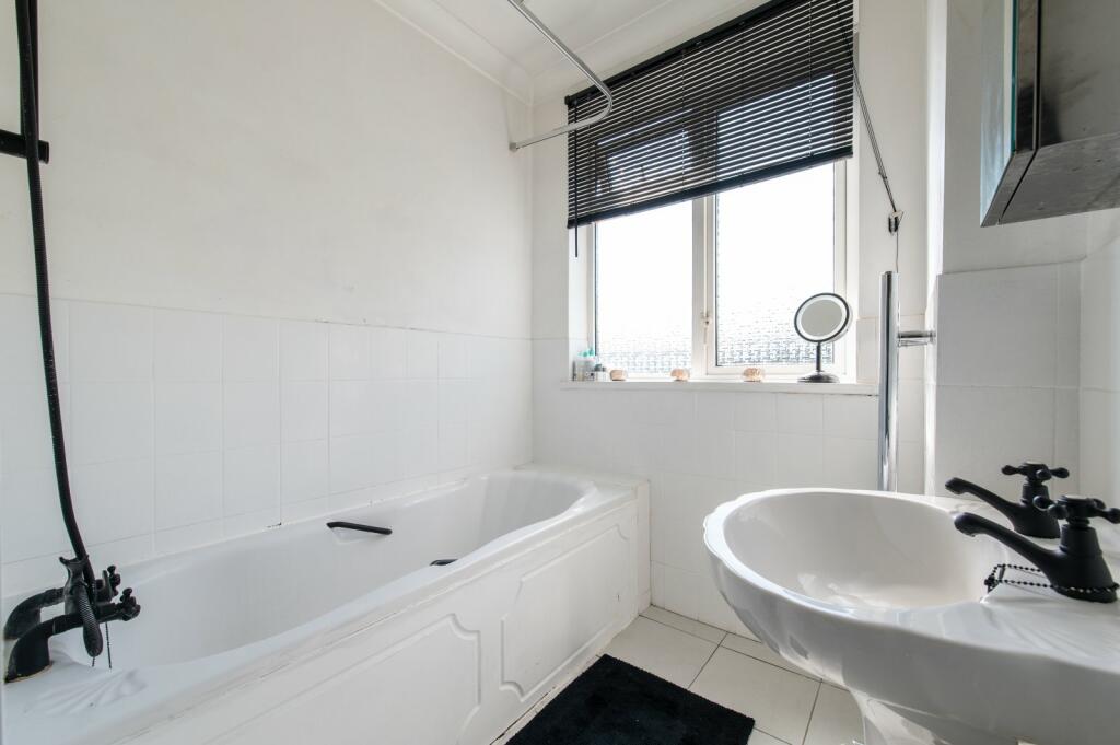 Additional image 9 of New House Lane, Gravesend, Kent, DA11