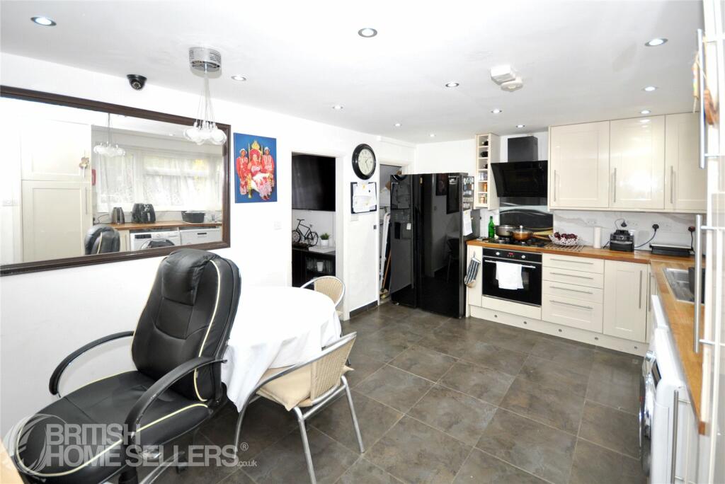 Additional image 3 of Waterdales, Northfleet, Gravesend, Kent, DA11