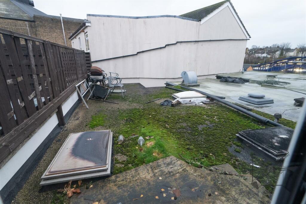 Additional image 9 of Darnley Road, Gravesend