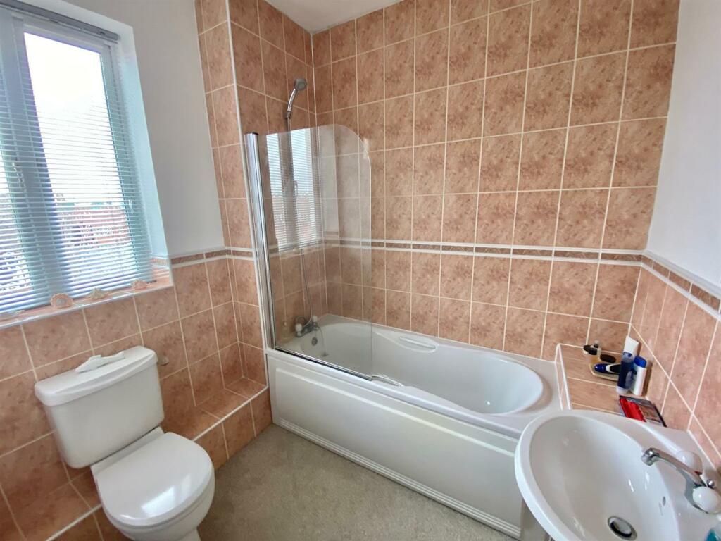 Additional image 12 of Lingfield Crescent, Stratford-Upon-Avon