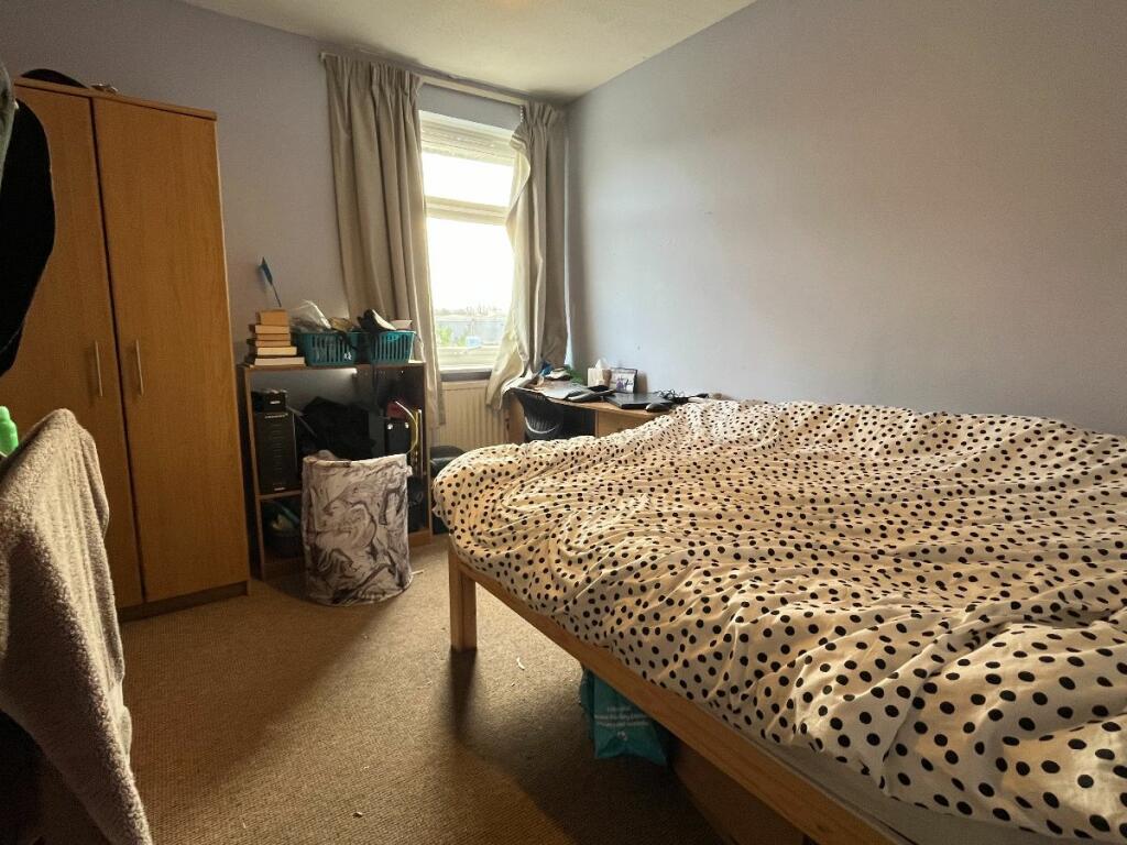 Additional image 4 of 6 Bed Student Home - 32 Kemsing Gardens