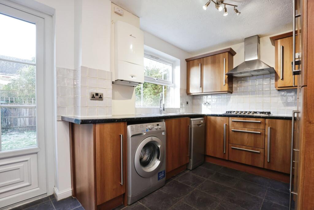 Additional image 6 of Ascot Close, Stratford-upon-avon, CV37