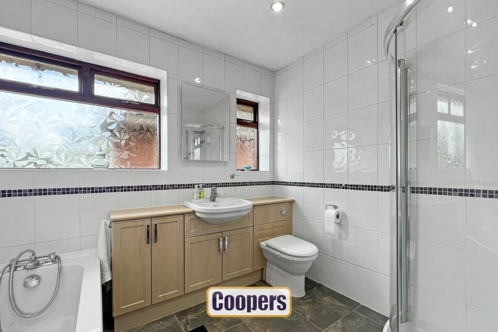 Additional image 18 of Armorial Road, Styvechale, CV3