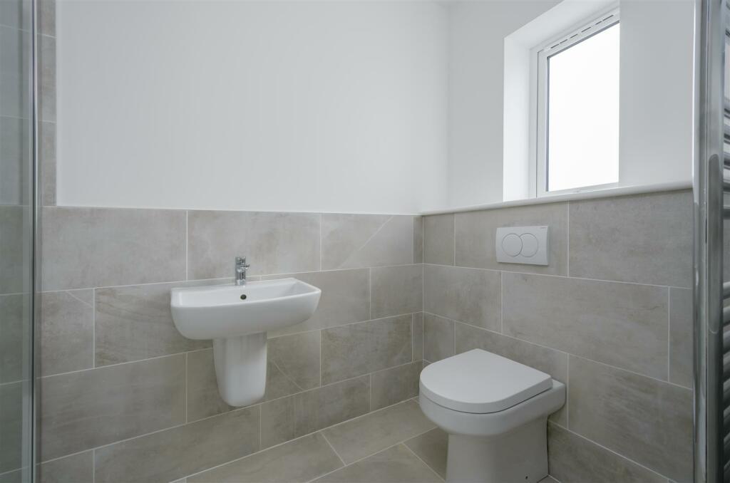 Additional image 18 of The Dairy, Mill House Court, Stoke Golding.