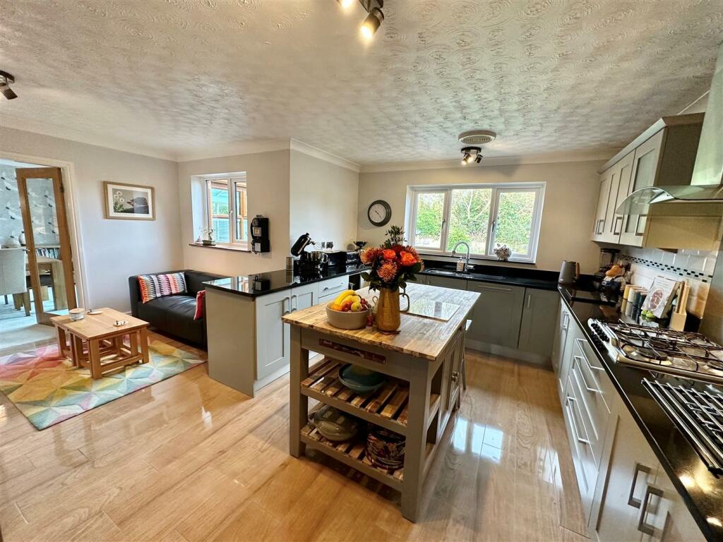 Additional image 6 of Crewe Road, Wistaston, Cheshire