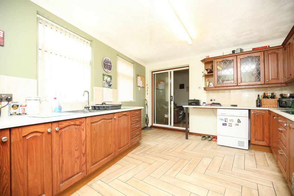 Additional image 11 of Grange Road, Hartshill