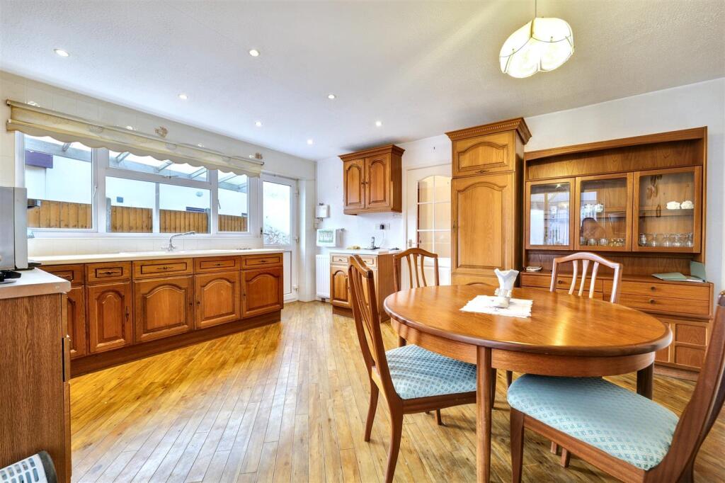 Additional image 5 of Thornhill Drive, Nuneaton