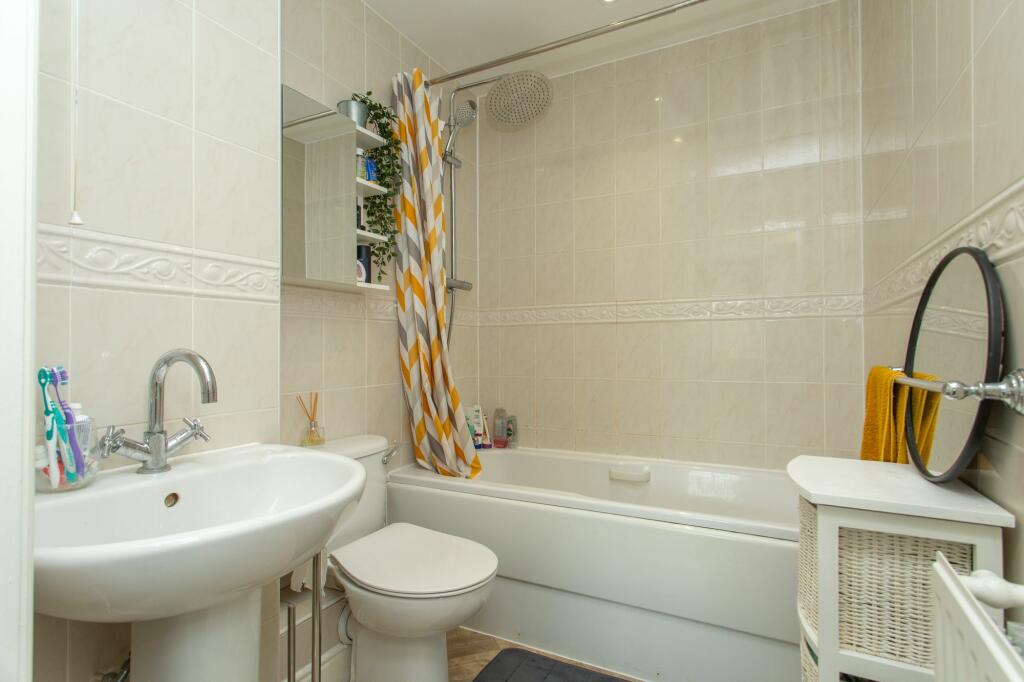 Additional image 7 of Gardeners Place, Chartham, CT4