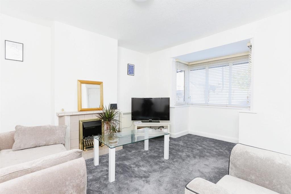 Additional image 4 of Kenilworth Road, Balsall Common, Coventry