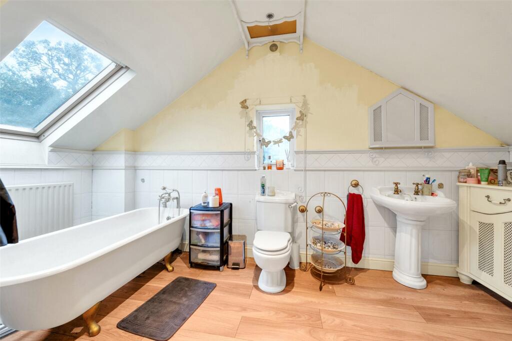 Additional image 8 of Mulberry Close, Meopham, DA13