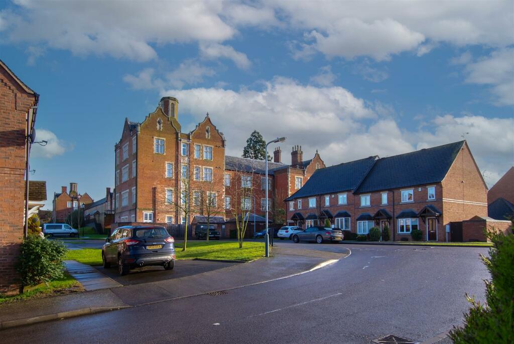 Additional image 12 of Mollington Grove, Hatton Park, Warwick