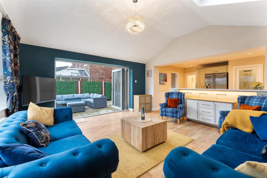 Additional image 10 of An Exceptional Family Home, Conveniently Placed in Kingsmead