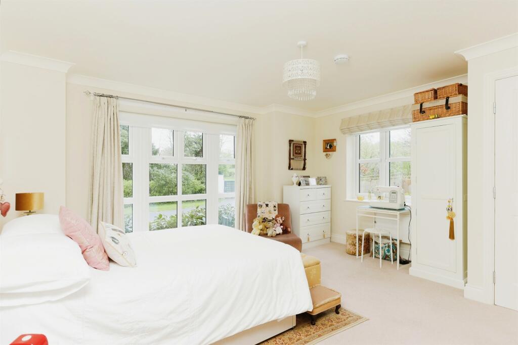 Additional image 4 of Albany Lane, Balsall Common, Coventry