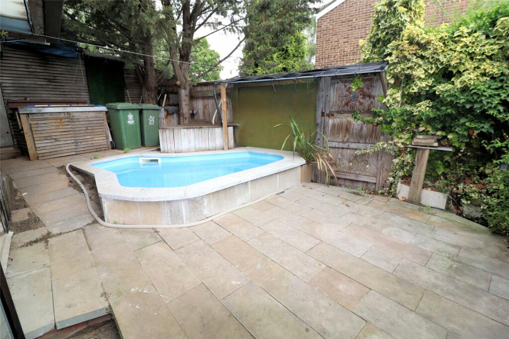 Additional image 25 of Silver Spring Close, Northumberland Heath, Kent, DA8