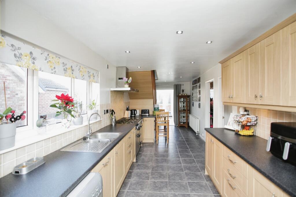 Additional image 5 of South Road, Clifton Upon Dunsmore, Rugby