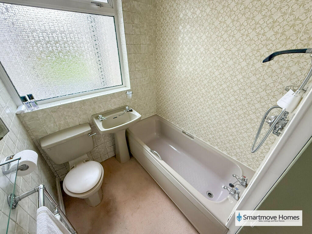 Additional image 9 of Broadway, Ripley