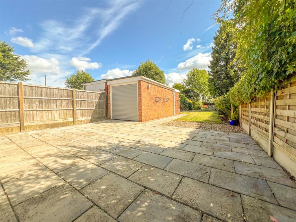 Additional image 24 of Higham Lane, Nuneaton