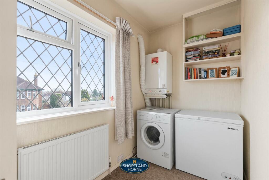 Additional image 21 of Knoll Drive, Styvechale, Coventry