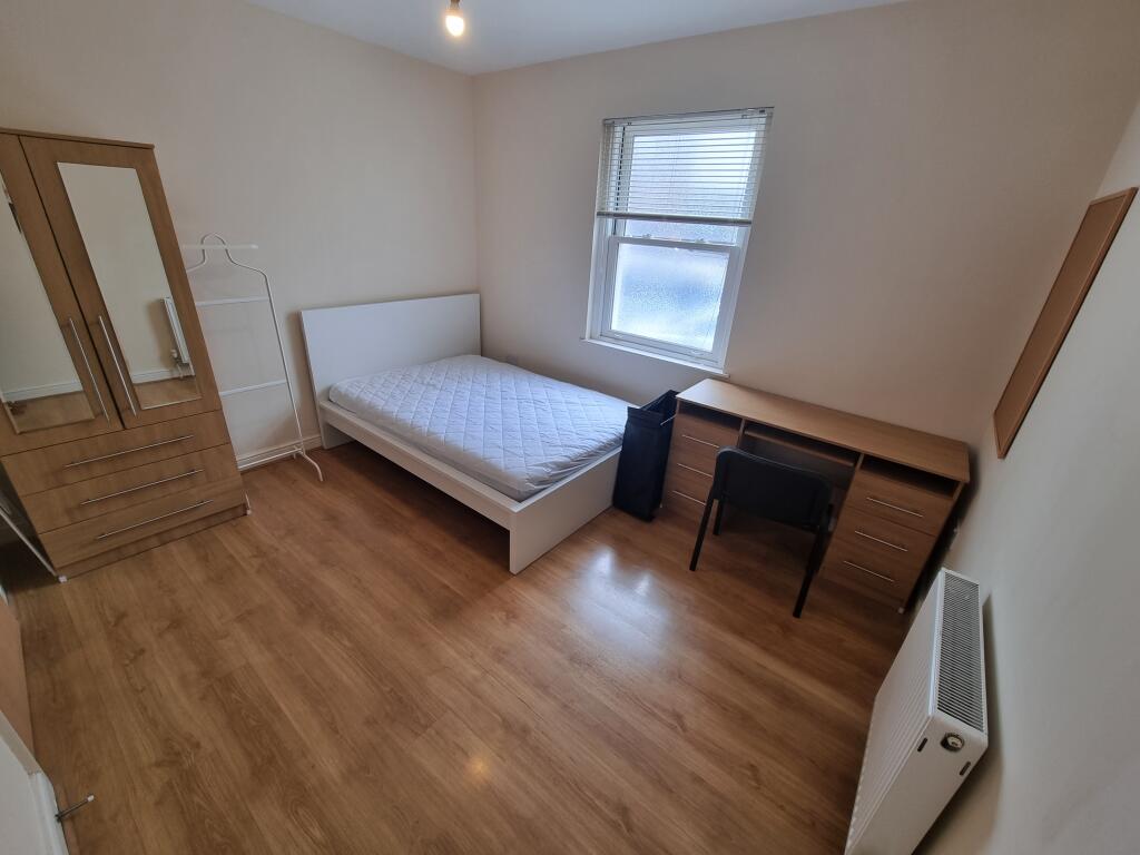 Additional image 4 of Flat 2, 7 Brunswick Street, Leamington Spa