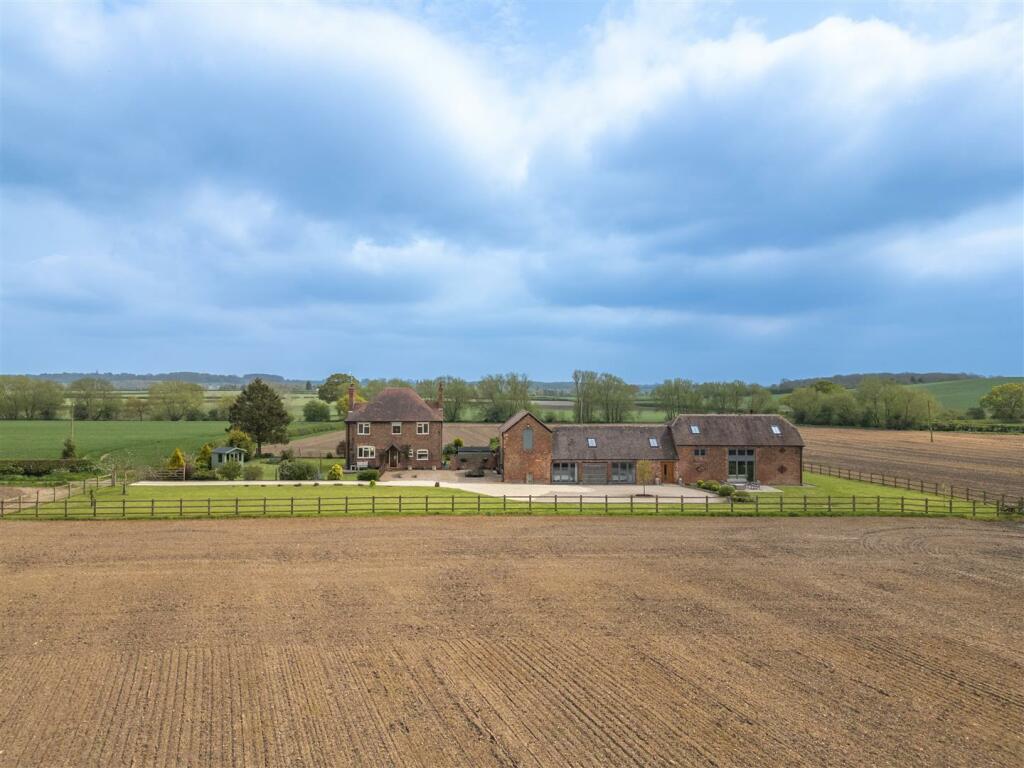 Additional image 23 of Bosworth Road, Congerstone, Nuneaton