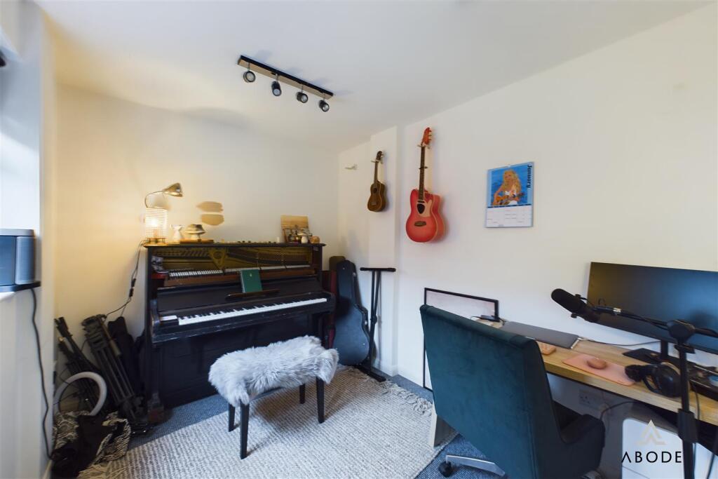 Additional image 17 of Normandy Road, Hilton