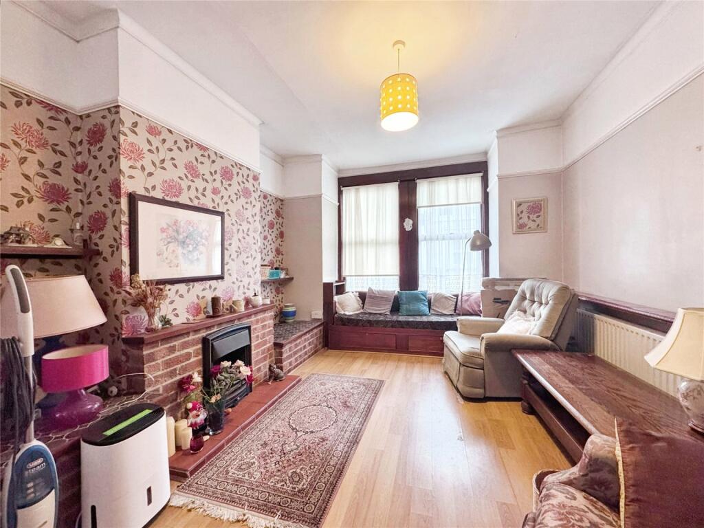 Additional image 6 of Woolwich Road, Bexleyheath, DA7