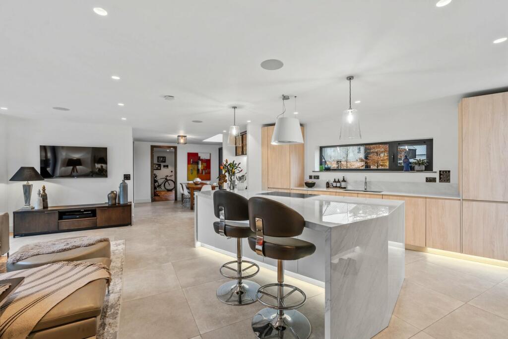 Additional image 9 of Bilton Fields Farm Lane, Rugby, CV22