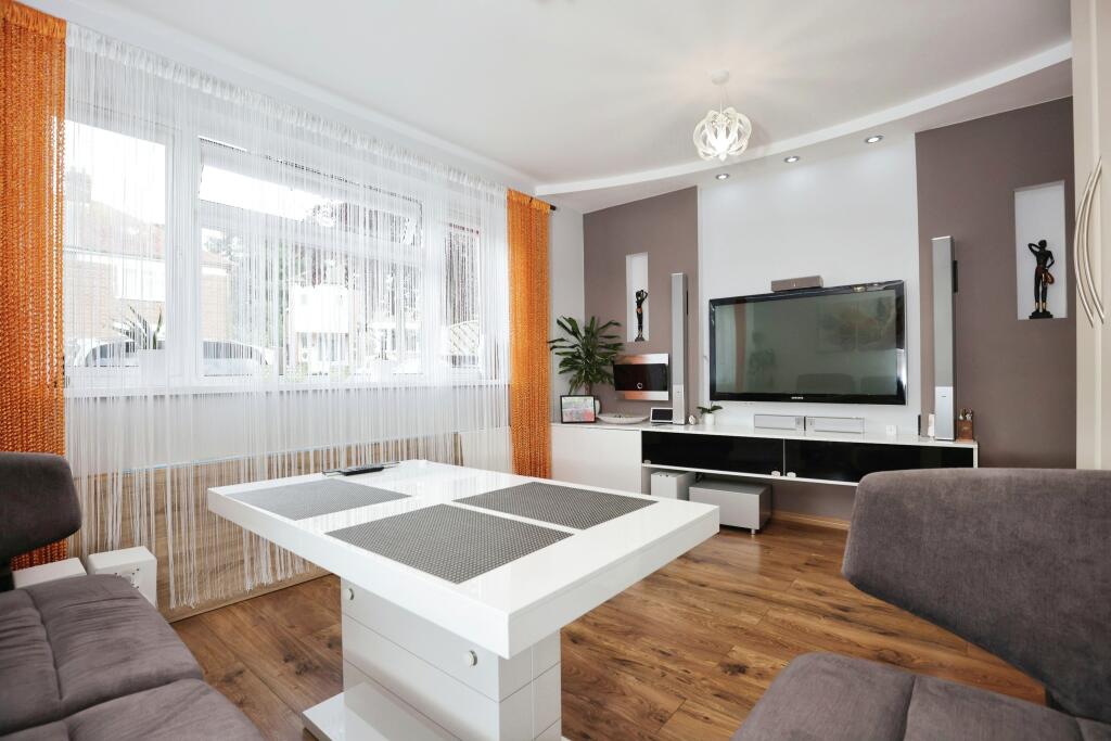 Additional image 22 of Glebe Crescent, Rugby, CV21