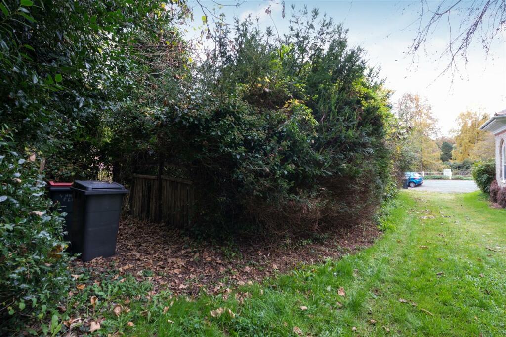 Additional image 21 of Hall Place Cottages, Harbledown